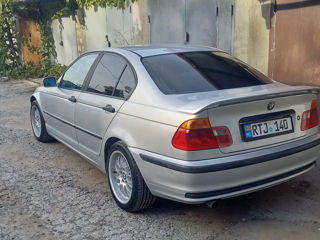 BMW 3 Series foto 2