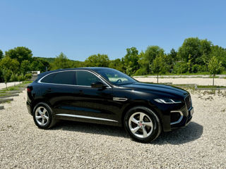 Jaguar F-PACE foto 2