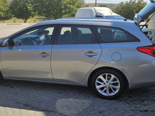 Toyota Auris foto 3