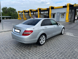 Mercedes C-Class foto 3