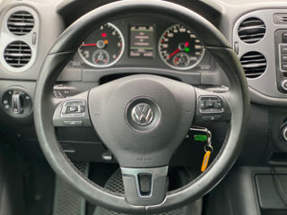 Volkswagen Tiguan foto 8