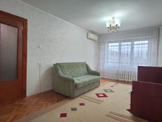 Apartament cu 3 camere, 72 m², Botanica, Chișinău foto 4