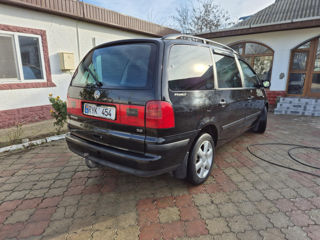 Volkswagen Sharan foto 9