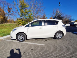 Toyota Verso foto 5