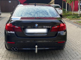 BMW 5 Series foto 4