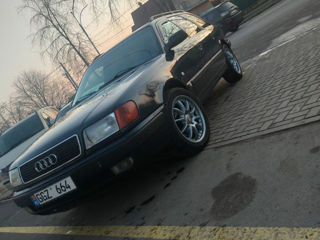 Audi 100