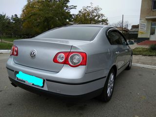 Volkswagen Passat foto 6