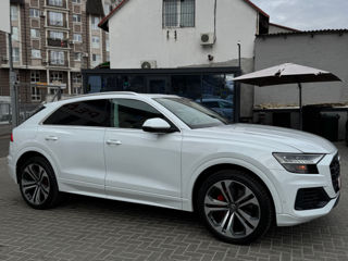 Audi Q8 foto 3