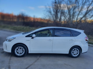 Toyota Prius + foto 5