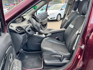 Renault Grand Scenic foto 6