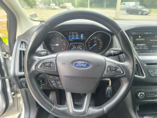 Ford Focus foto 8