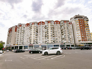 Apartament cu 4 camere, 240 m², Centru, Chișinău foto 17
