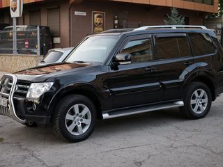 Mitsubishi Pajero foto 5