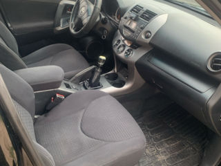 Toyota Rav 4 foto 4