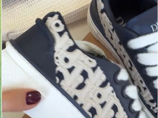 Dior sneakers foto 3