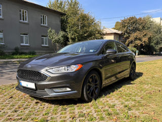 Ford Fusion foto 2