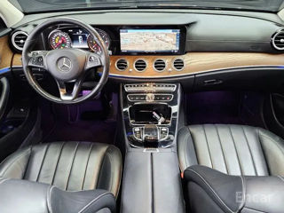 Mercedes E-Class foto 8