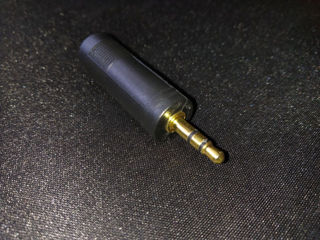 Аудио адаптер Cablexpert A-6.35F-3.5M, 6.35mm 3-pin (F) - 3.5mm 3-pin (M), Чёрный