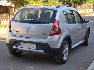 Dacia Logan foto 3