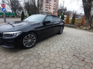 BMW 5 Series foto 2