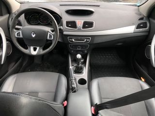 Renault Fluence foto 17