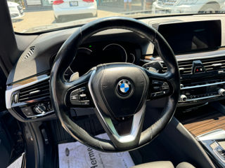 BMW 5 Series foto 11