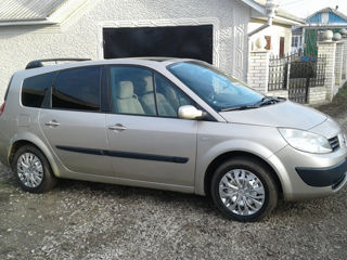 Renault Grand Scenic foto 7