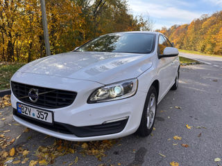 Volvo S60 foto 2