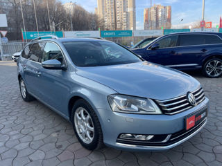 Volkswagen Passat foto 3