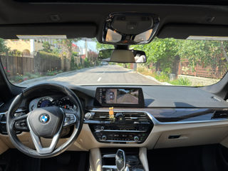 BMW 5 Series foto 6