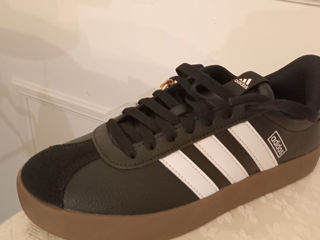 Adidasi adidas