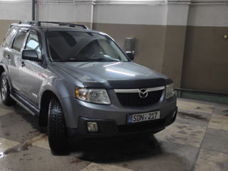 Mazda Tribute foto 1