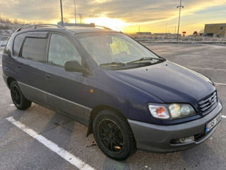 Toyota Picnic, 2000 г.