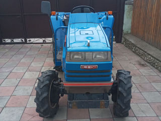 Se vinde Tractor Iseki 21