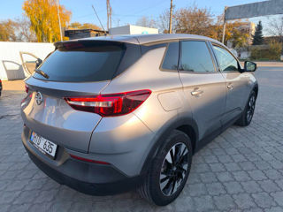 Opel Grandland X foto 2