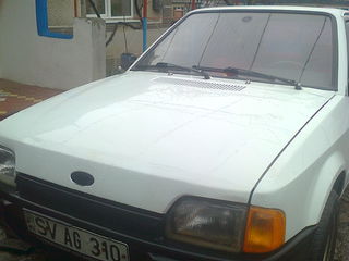 Ford Escort foto 5