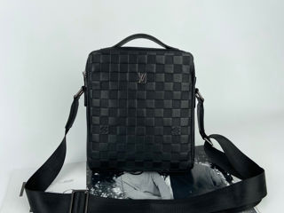 Geanta bărbătească din piele Louis Vuitton Мужская кожаная сумка через плечо Louis Vuitton