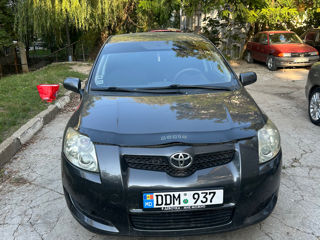 Toyota Auris foto 1