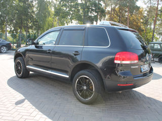 Volkswagen Touareg foto 6