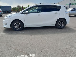 Toyota Verso foto 4