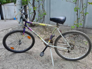 Vând bicicleta