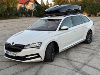 Skoda Superb foto 3