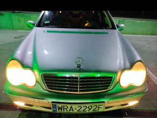 Mercedes C-Class