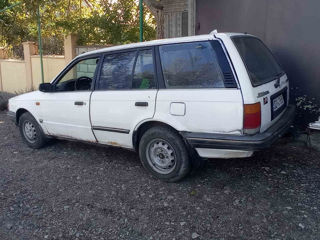 Mazda 323 foto 3