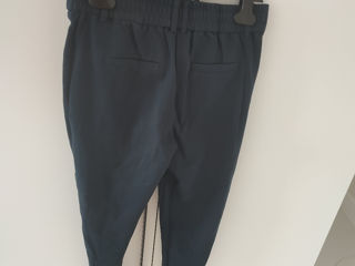 Pantaloni tip clasic