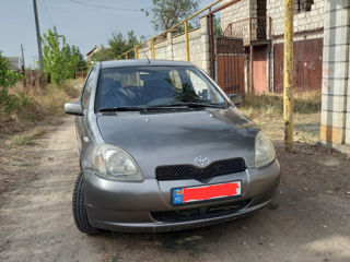 Toyota Yaris foto 1