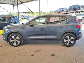 Volvo XC40 фото 5