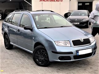 Skoda Fabia foto 3