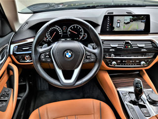 BMW 5 Series foto 2