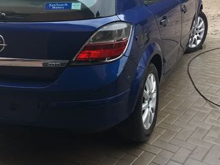 Opel Astra Zafira Carsa